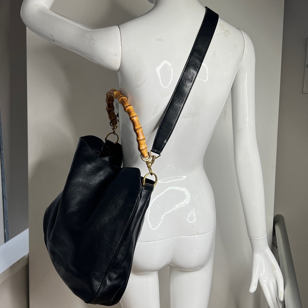 Gucci Black Leather Curved Bamboo Handle Leather Strap Crossbody Bag - Picture 3 of 11